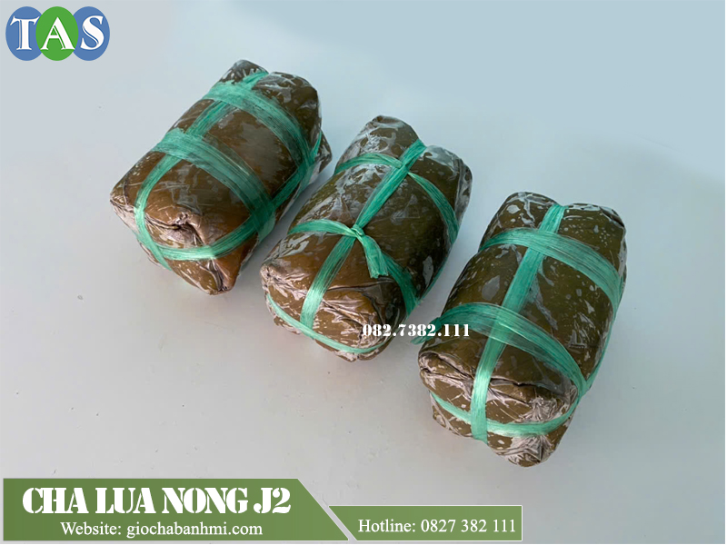 Chả lụa gói lá loại 2